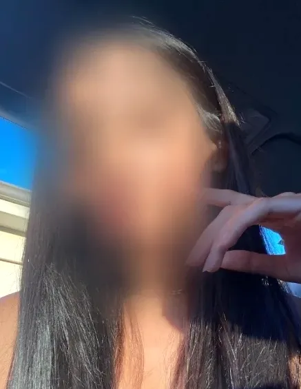 Amina, 20