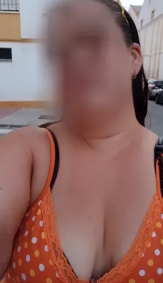 Denise, 24