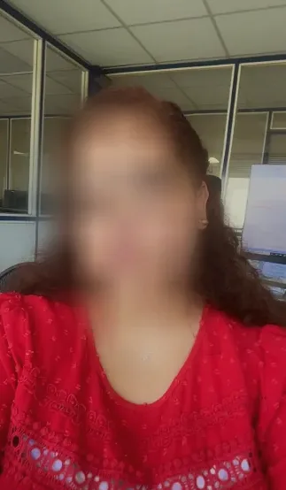Denise, 40