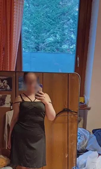 Ilse, 27