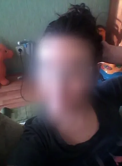 Isabel, 35