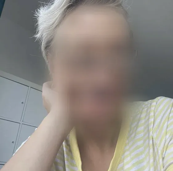 Lois, 29