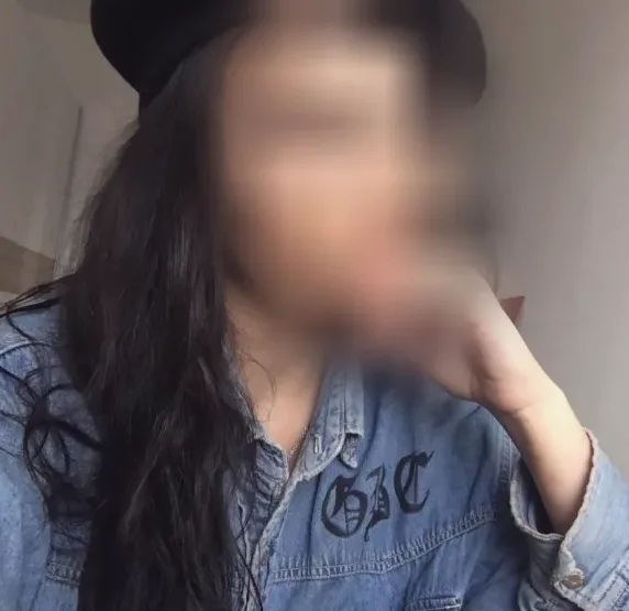 Merel, 28