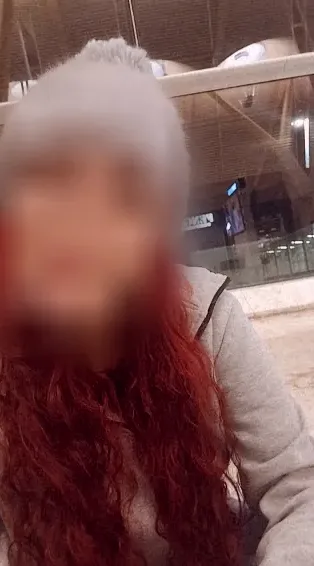 Nour, 29