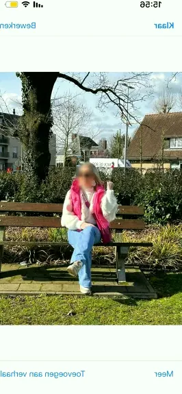 Yasmin, 26